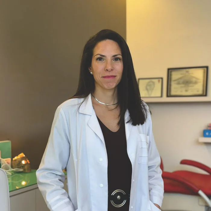 Dra. Carla Armándola